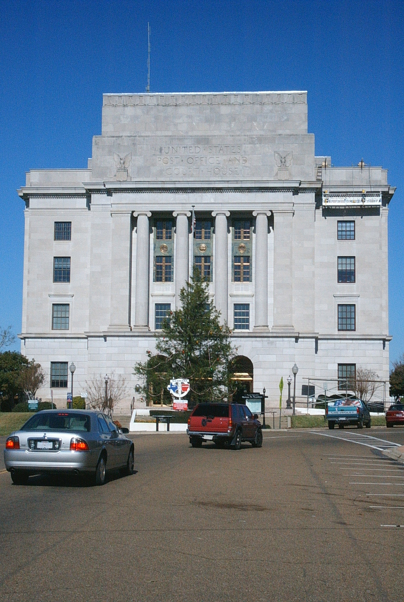 State Line Avenue, Texarkana — the street running along the Texas–Arkansas border