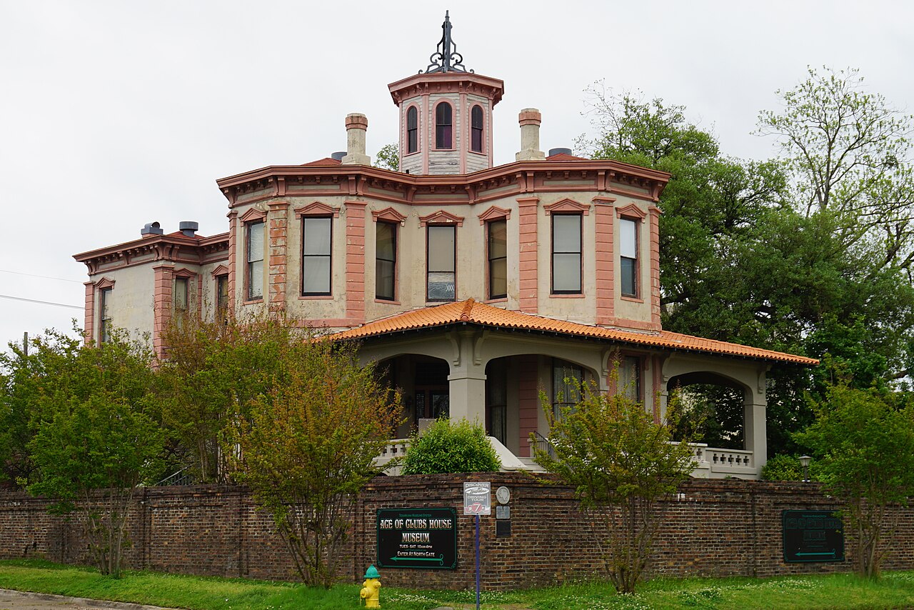 The Ace of Clubs House, an 1885 Italianate Victorian mansion in Texarkana